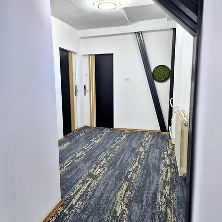Boutique Old 7 *