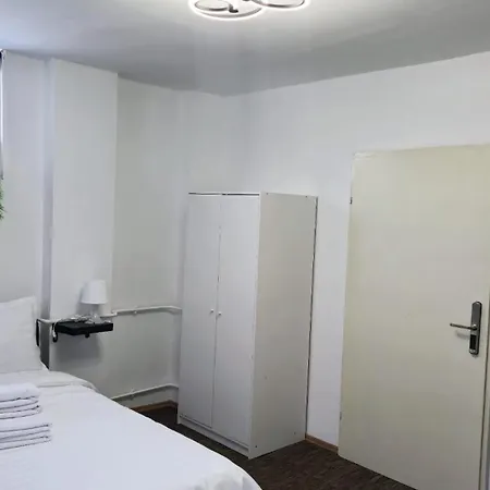 Boutique Old 7 Апартаменти Бухарест