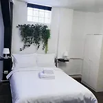 Boutique Old 7 아파트