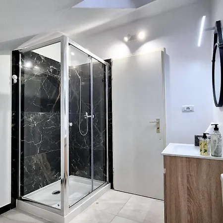 Boutique Old 7 דירה *