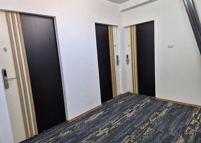 Διαμέρισμα Boutique Old 7 *